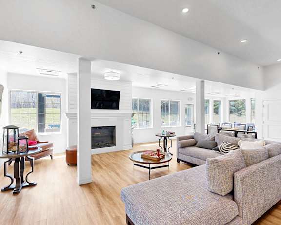 Photo Gallery Image