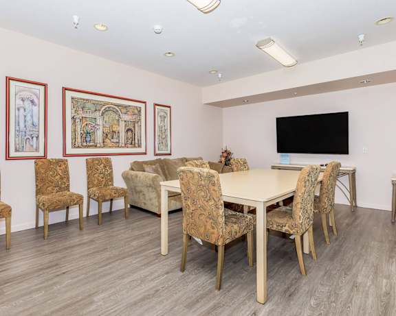Photo Gallery Image