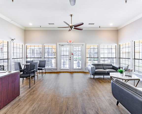 Photo Gallery Image