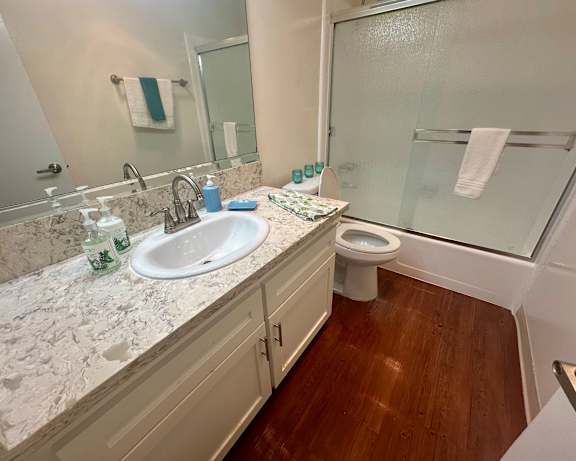 Photo Gallery Image