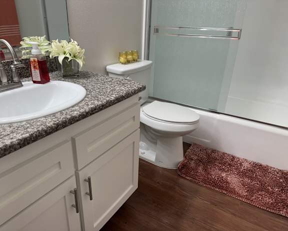 Photo Gallery Image