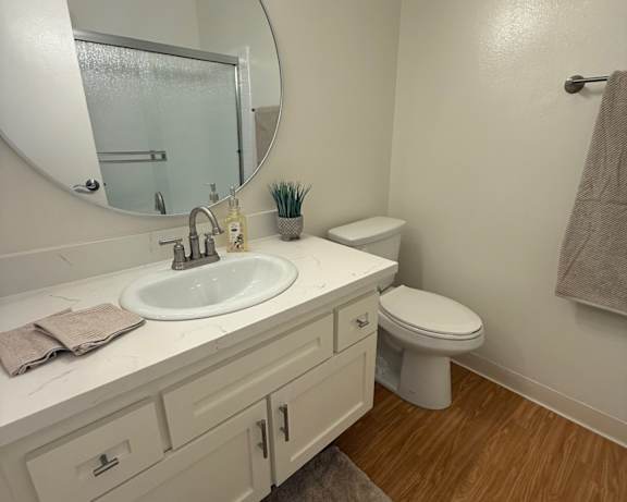 Photo Gallery Image