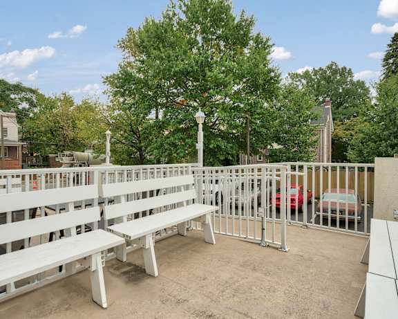Photo Gallery Image