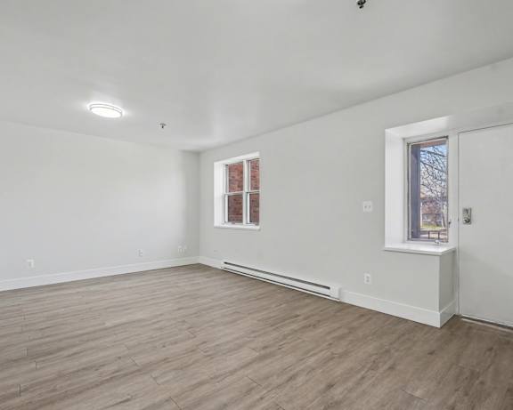 Photo Gallery Image