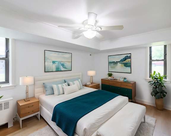 Photo Gallery Image