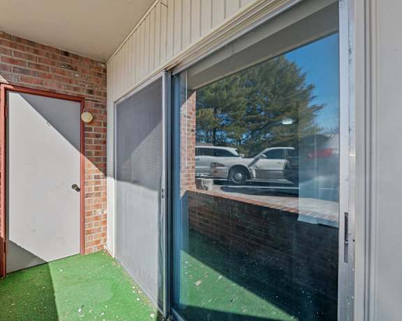 Photo Gallery Image