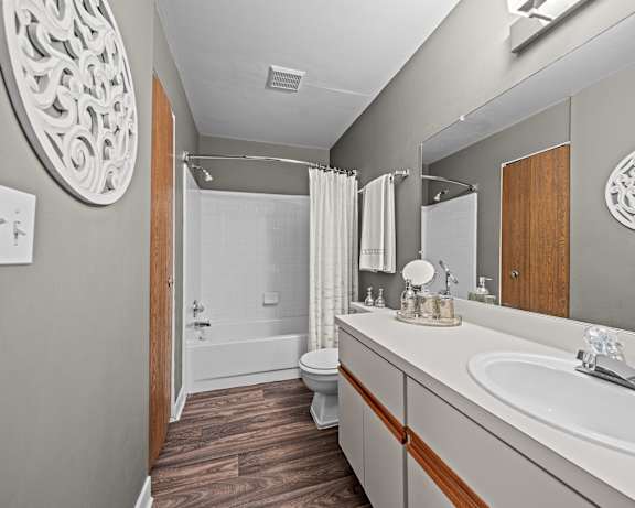 Photo Gallery Image