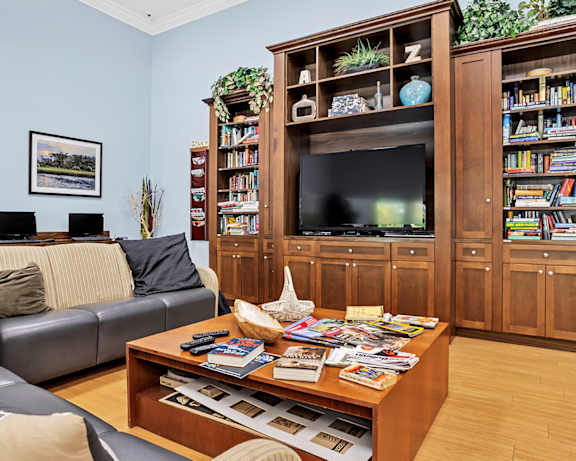 Photo Gallery Image