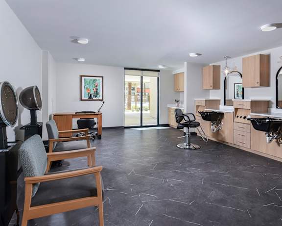 Photo Gallery Image
