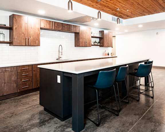 Photo Gallery Image