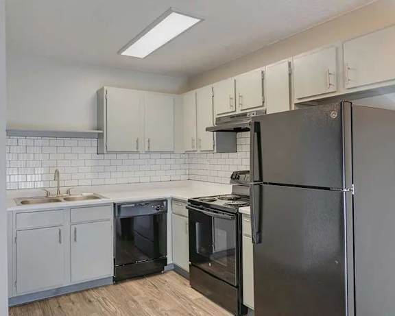 Photo Gallery Image