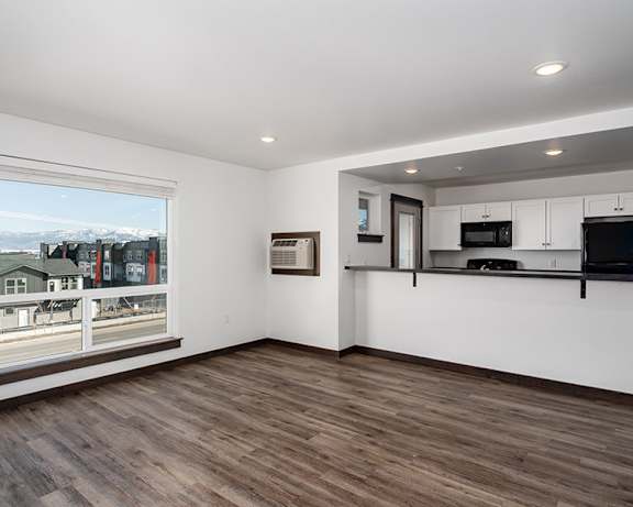 Photo Gallery Image