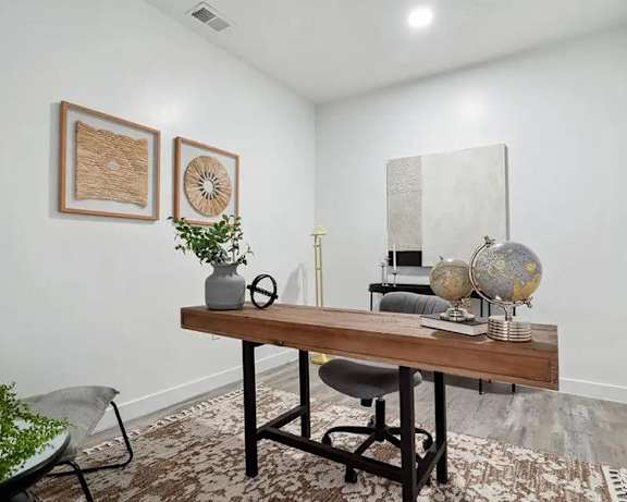 Photo Gallery Image