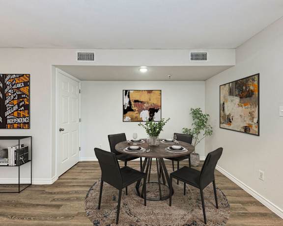 Photo Gallery Image
