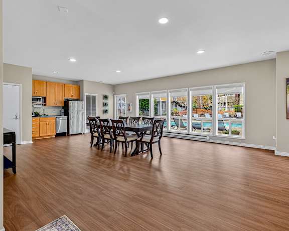 Photo Gallery Image