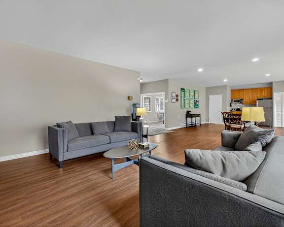 Photo Gallery Image
