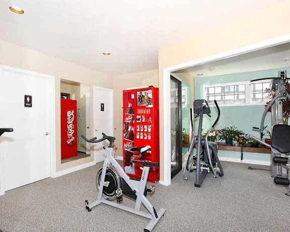 Photo Gallery Image