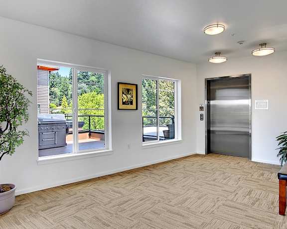 Photo Gallery Image