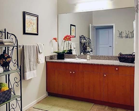 Photo Gallery Image