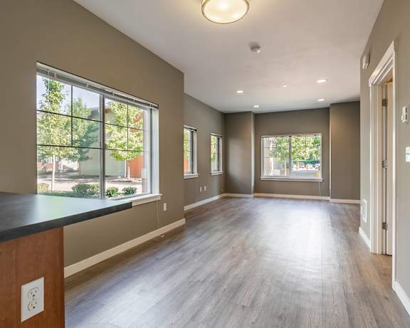 Photo Gallery Image