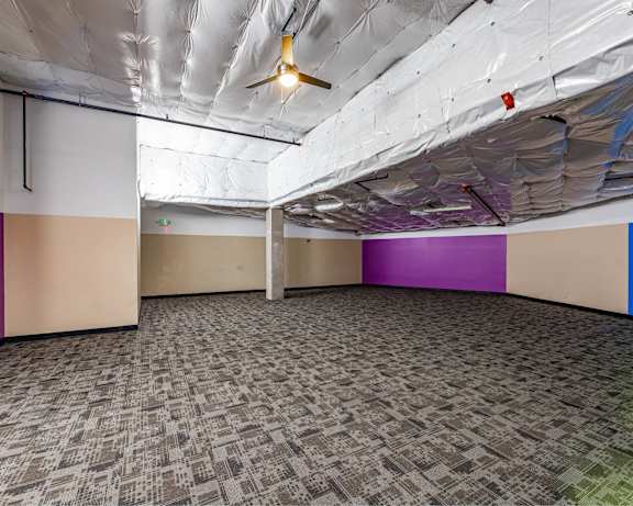 Photo Gallery Image