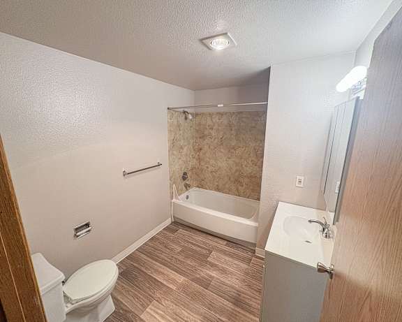 Photo Gallery Image