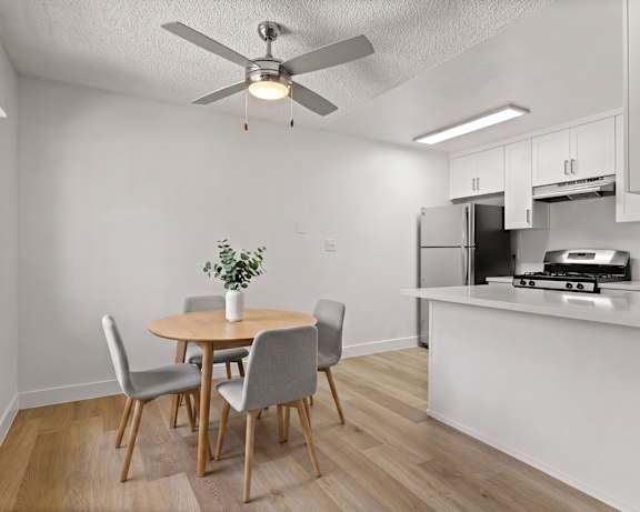 Photo Gallery Image
