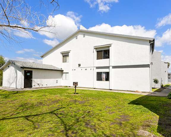 Photo Gallery Image