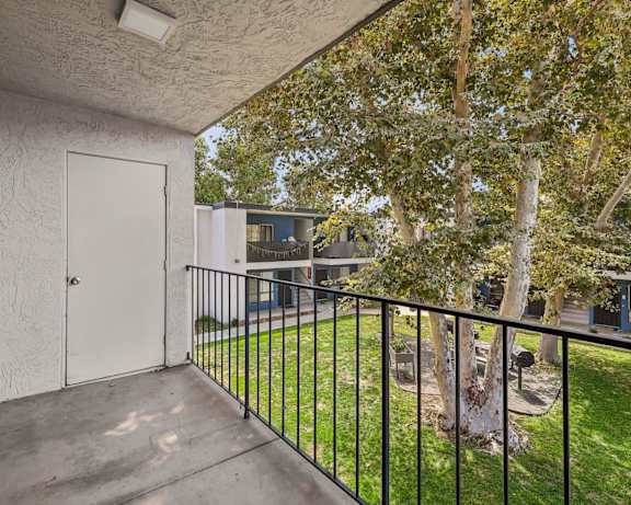 Photo Gallery Image
