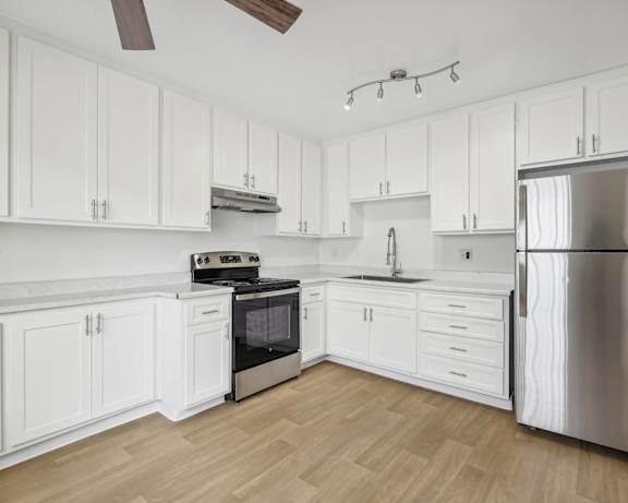 Photo Gallery Image