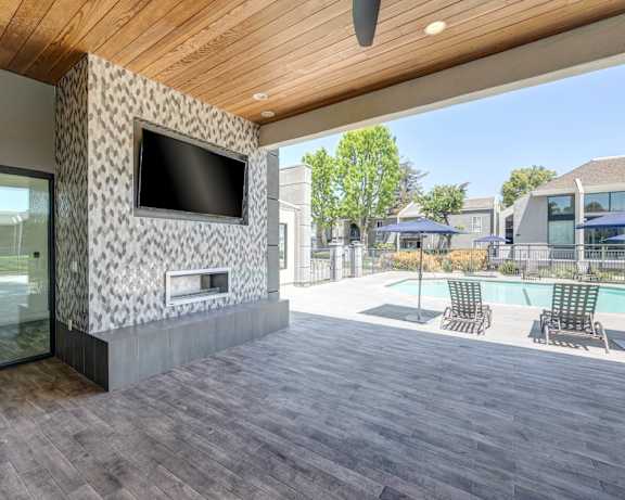Photo Gallery Image
