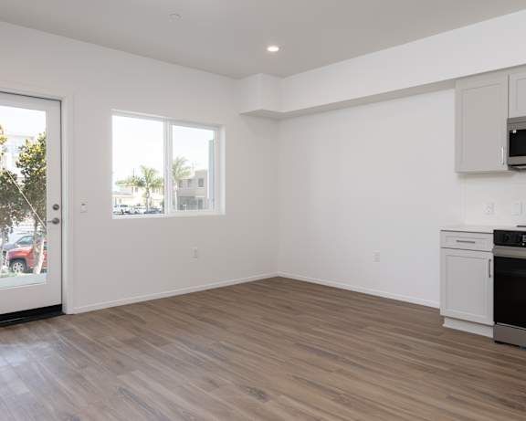 Photo Gallery Image
