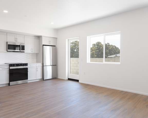 Photo Gallery Image