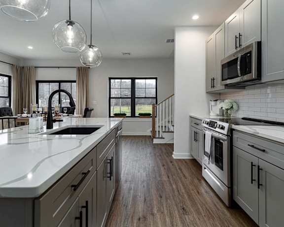 Photo Gallery Image