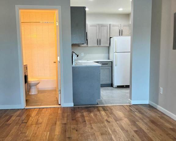 Photo Gallery Image