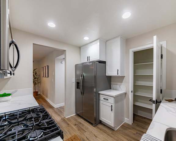 Photo Gallery Image