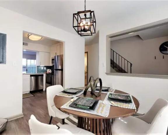 Photo Gallery Image