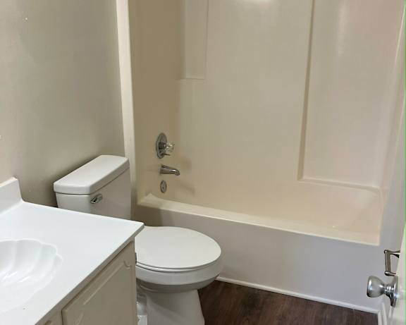 Photo Gallery Image