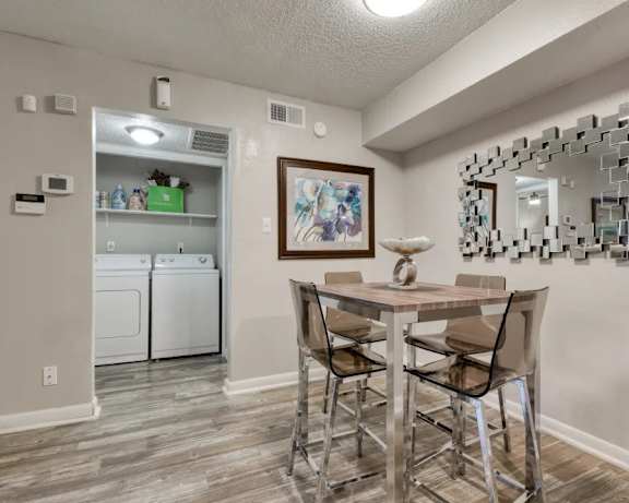 Photo Gallery Image