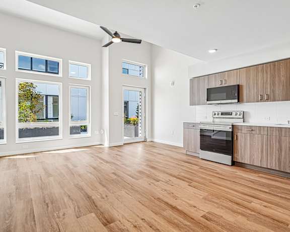 Photo Gallery Image