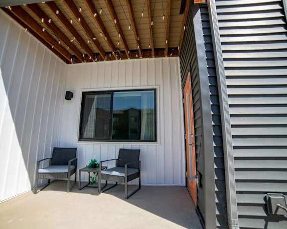 Photo Gallery Image