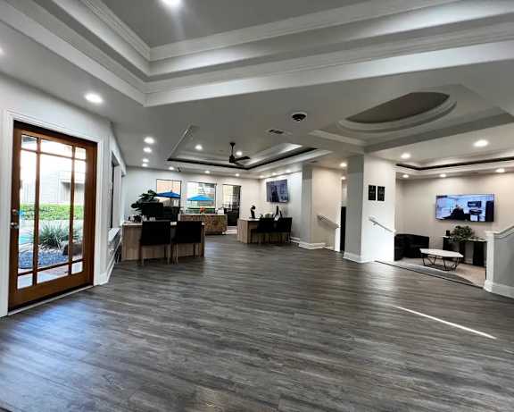 Photo Gallery Image