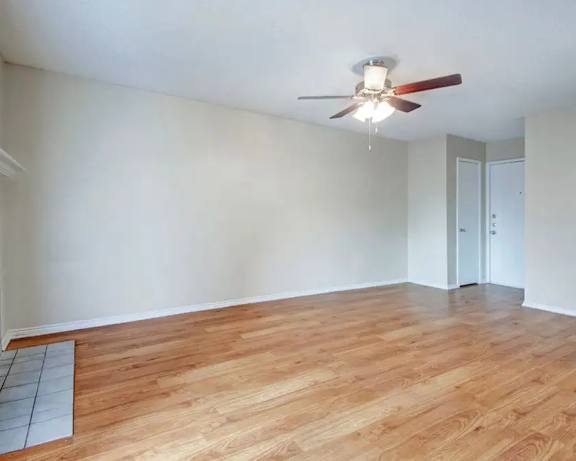 Photo Gallery Image