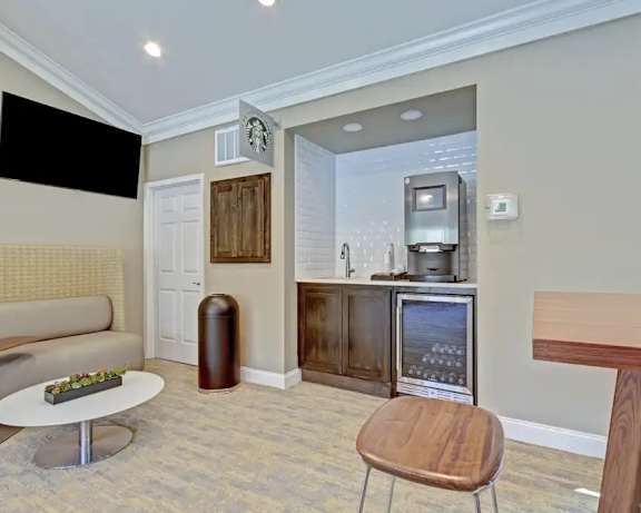 Photo Gallery Image