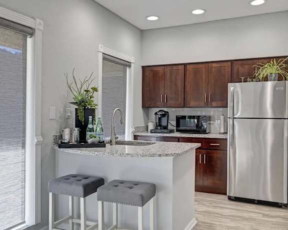 Photo Gallery Image