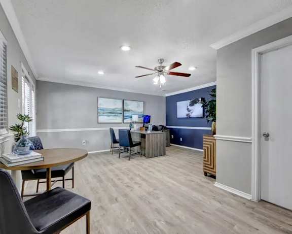 Photo Gallery Image
