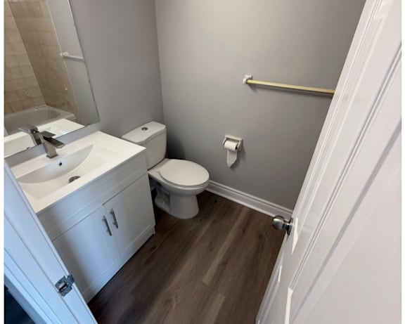 Photo Gallery Image