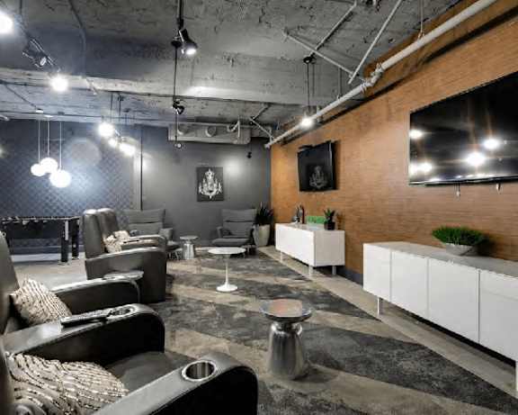 Photo Gallery Image