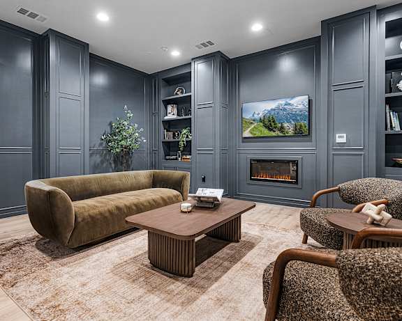 Photo Gallery Image