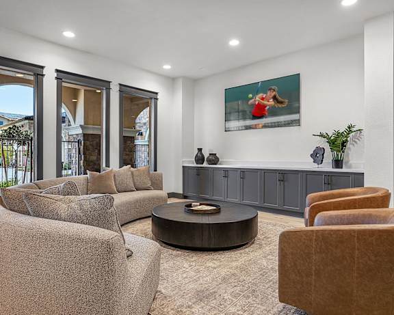 Photo Gallery Image